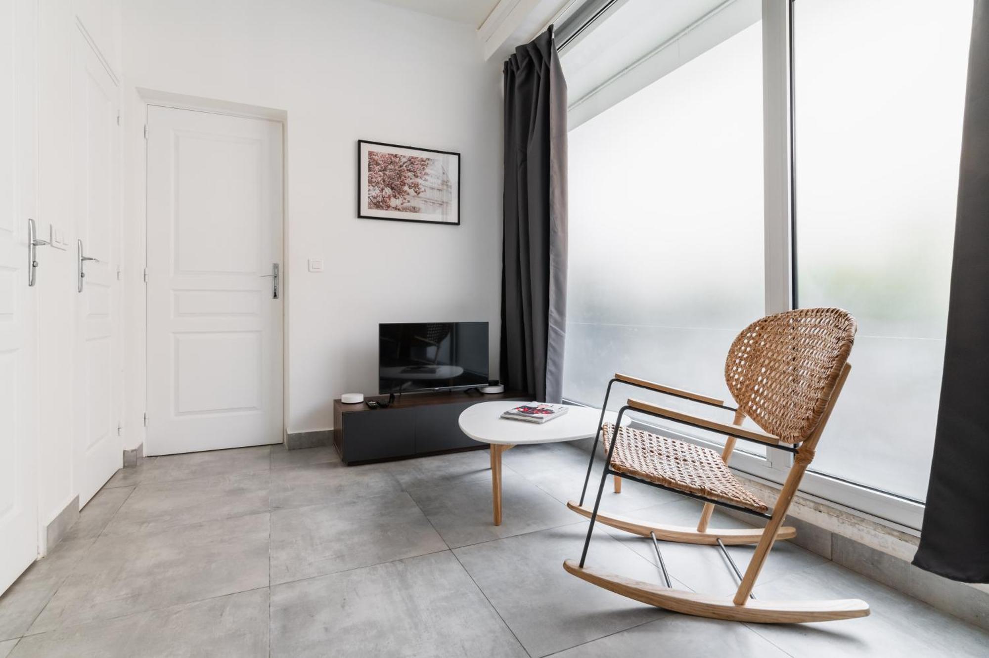 Appartement Calme Place Du Trocadero - 4p - Flat-guest *